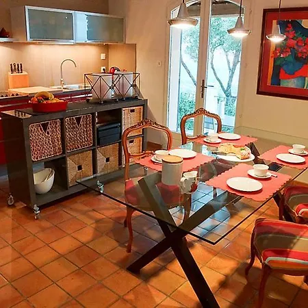 Bormes-les-mimosas Sleeps 6 Pool Wifi Дом отдыха *
